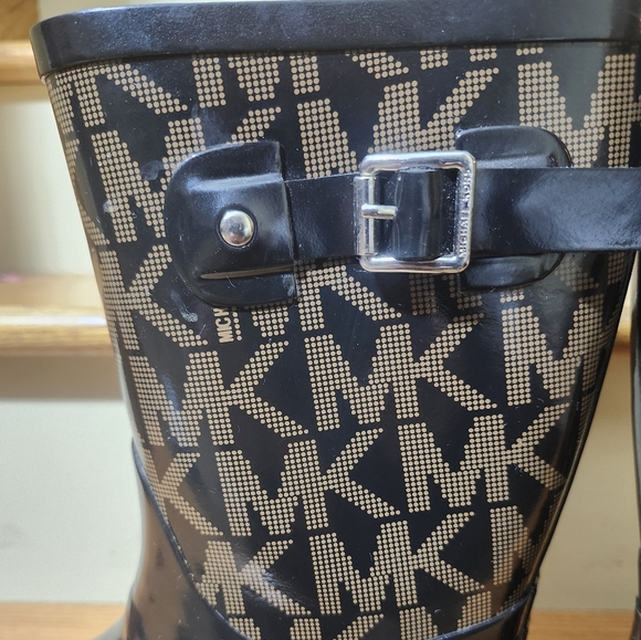 Michael Kors Logo Mid Rainboot Size 9 - Picture 2 of 11